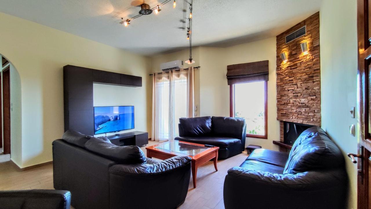 The Elysian At Nicopolis Jacuzzi Apartment Nikopolis Luaran gambar